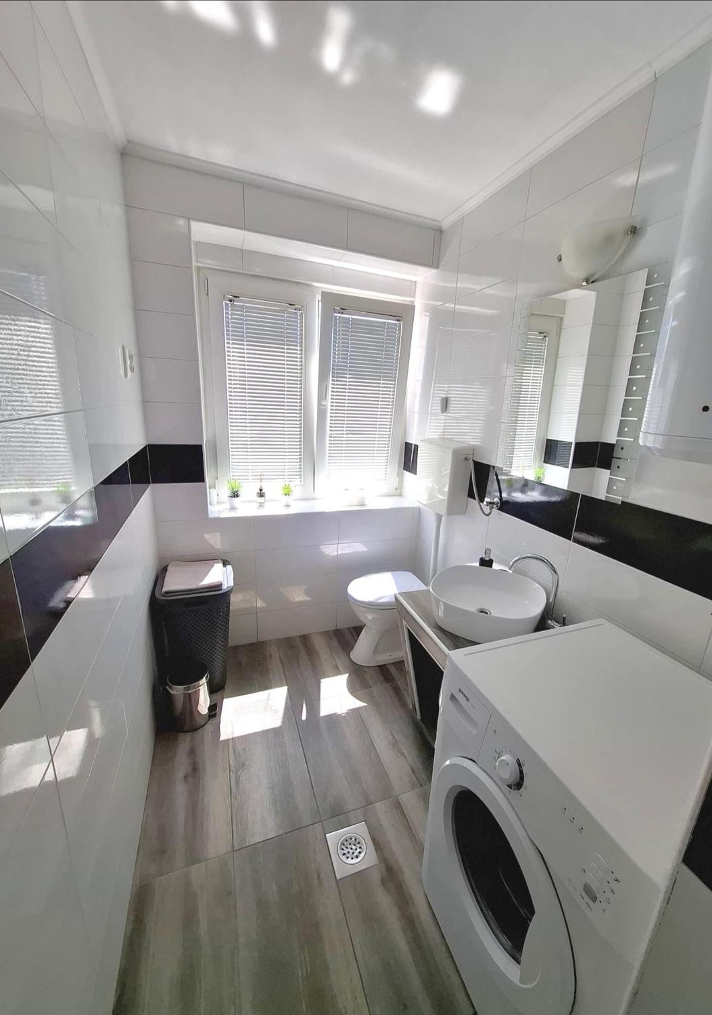 Apartment Tonio - Right On The Main Square Gospić Dış mekan fotoğraf